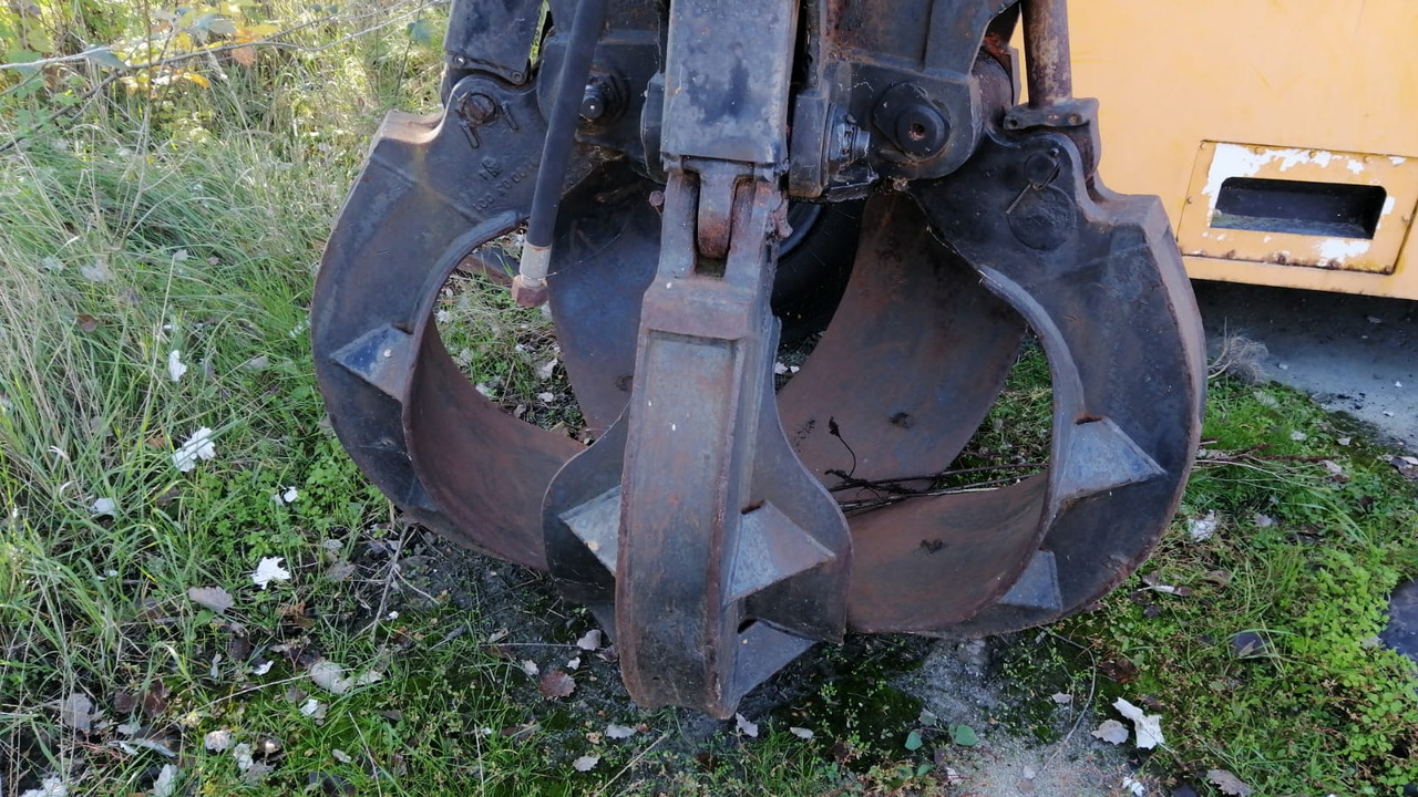 High capacity grapple-Scrap iron/Concrete/Demolition - Nho táo: hình 4 High capacity grapple-Scrap iron/Concrete/Demolition - Nho táo: hình 4