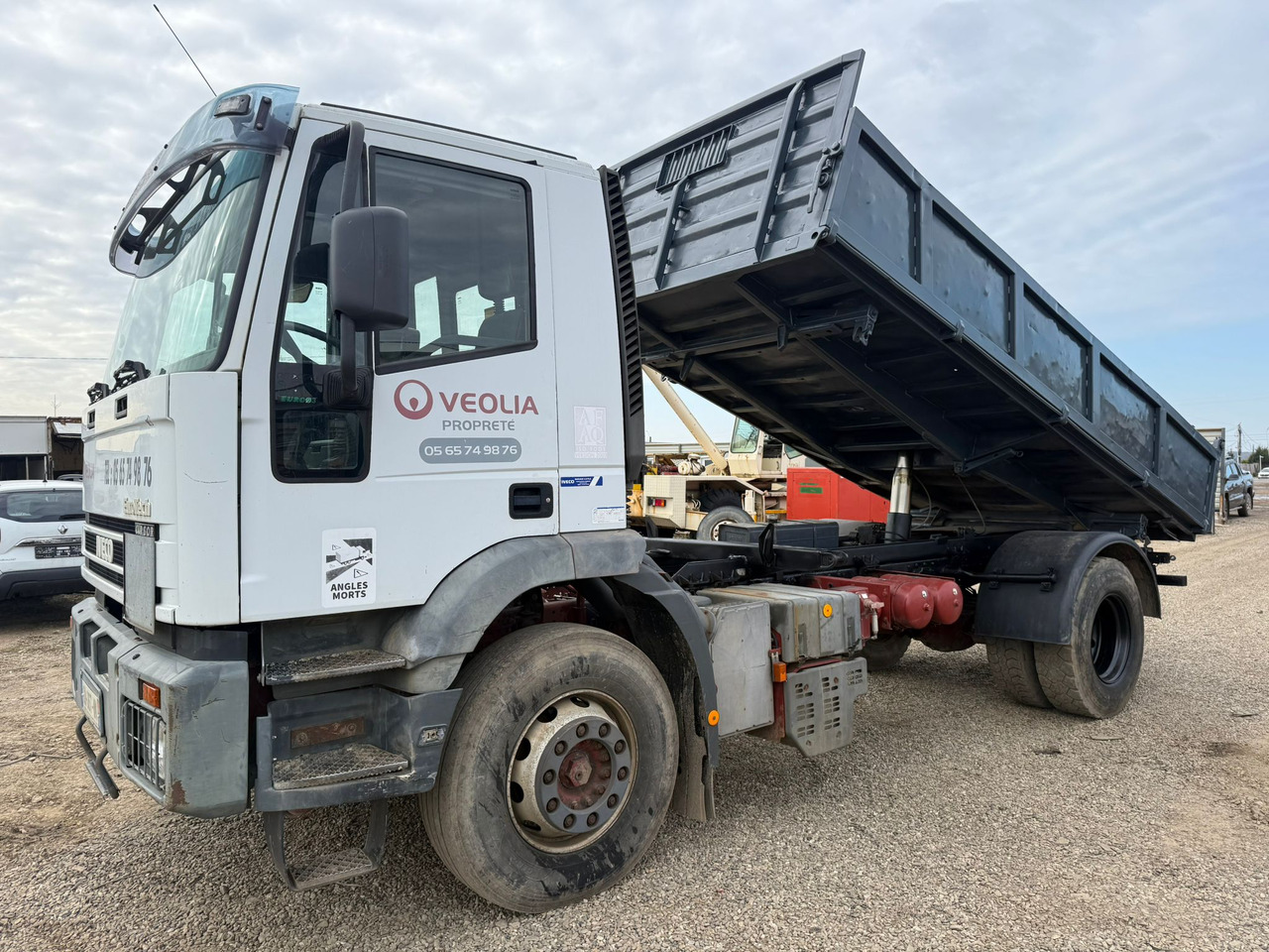 IVECO EUROTRAKKER TIPPER - Xe ben: hình 5 IVECO EUROTRAKKER TIPPER - Xe ben: hình 5