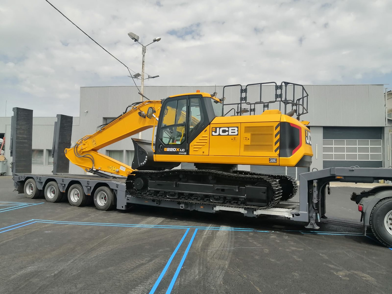 JCB 220X LC, AC, EXCAVATOR TOP !!! - Máy xúc bánh xích: hình 1 JCB 220X LC, AC, EXCAVATOR TOP !!! - Máy xúc bánh xích: hình 1
