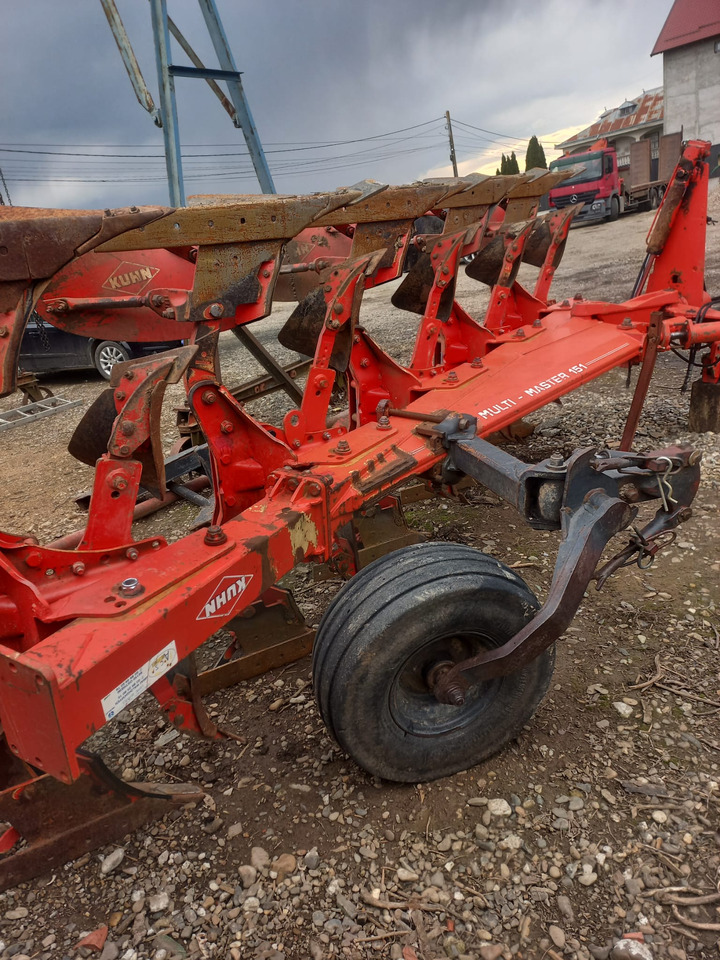 KUHN MM 151.5E.T Plow - Cày: hình 2 KUHN MM 151.5E.T Plow - Cày: hình 2