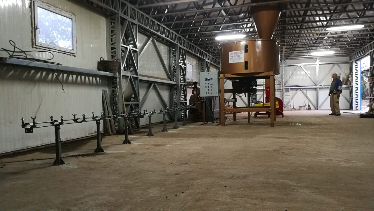 Briquetting Technology BT 060-400 BRIQUETTES PRODUCT LINE - Máy móc công nghiệp: hình 4 Briquetting Technology BT 060-400 BRIQUETTES PRODUCT LINE - Máy móc công nghiệp: hình 4