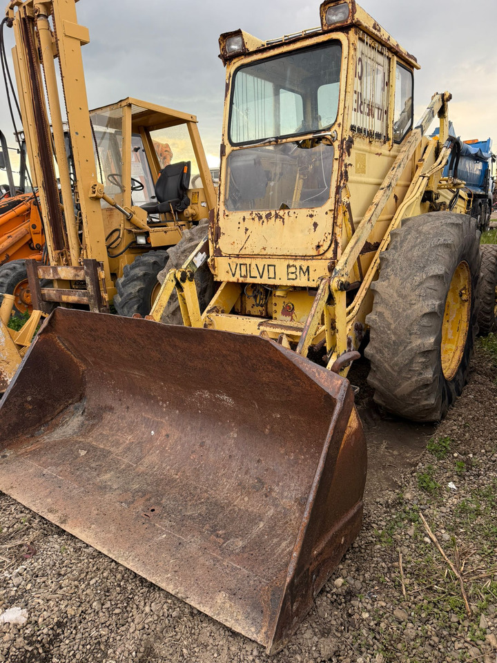 VOLVO BM FRONT LOADER - Máy móc khác: hình 4 VOLVO BM FRONT LOADER - Máy móc khác: hình 4