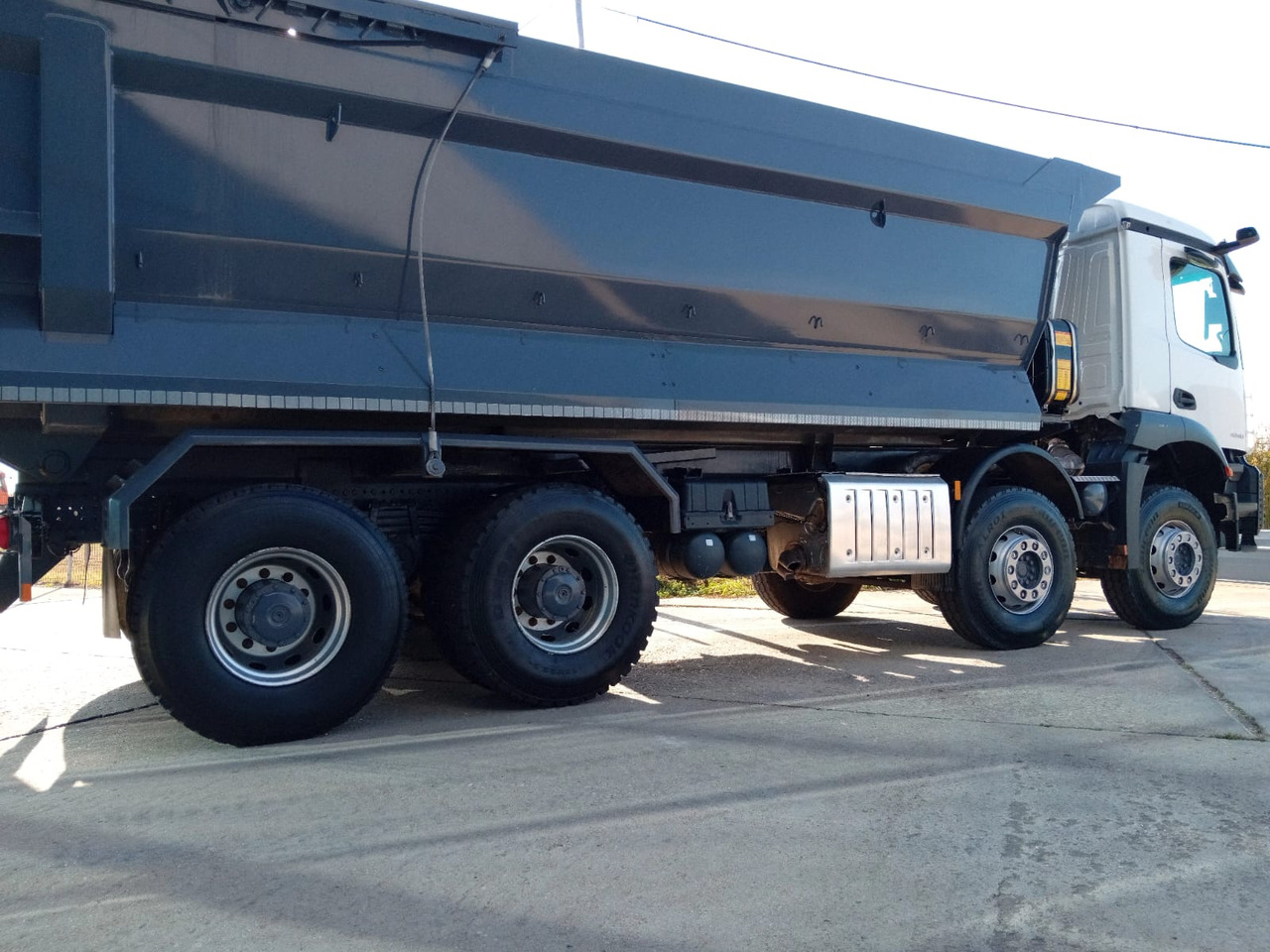 Mercedes-Benz Arocs 42.40 8×4 Basculanta/Tipper/Kipper Heavy Duty, TOP !!! - Xe ben: hình 4 Mercedes-Benz Arocs 42.40 8×4 Basculanta/Tipper/Kipper Heavy Duty, TOP !!! - Xe ben: hình 4