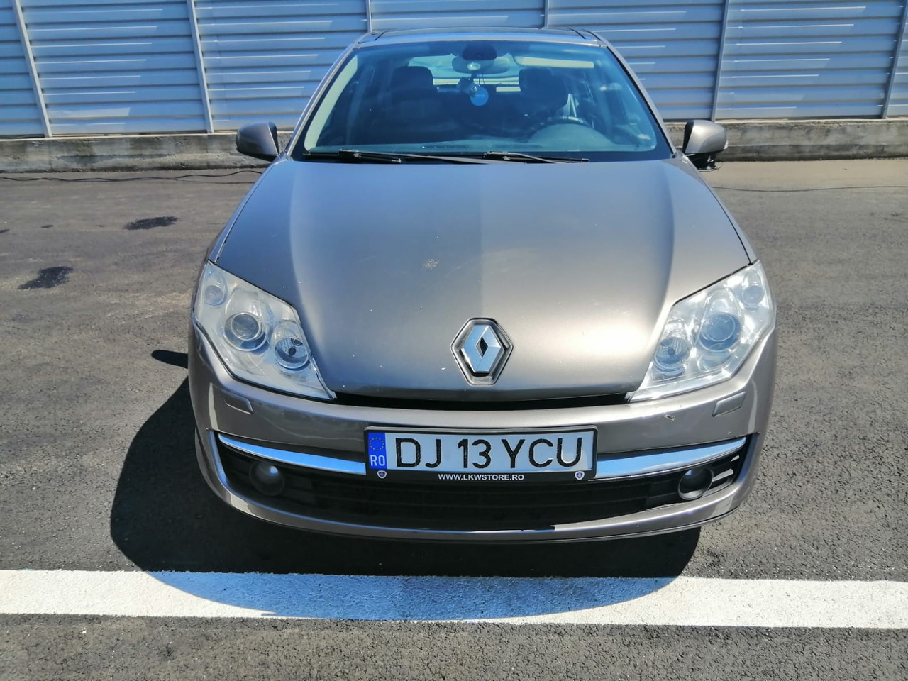 RENAULT LAGUNA 3 HATCHBACK - Xe hơi: hình 2 RENAULT LAGUNA 3 HATCHBACK - Xe hơi: hình 2
