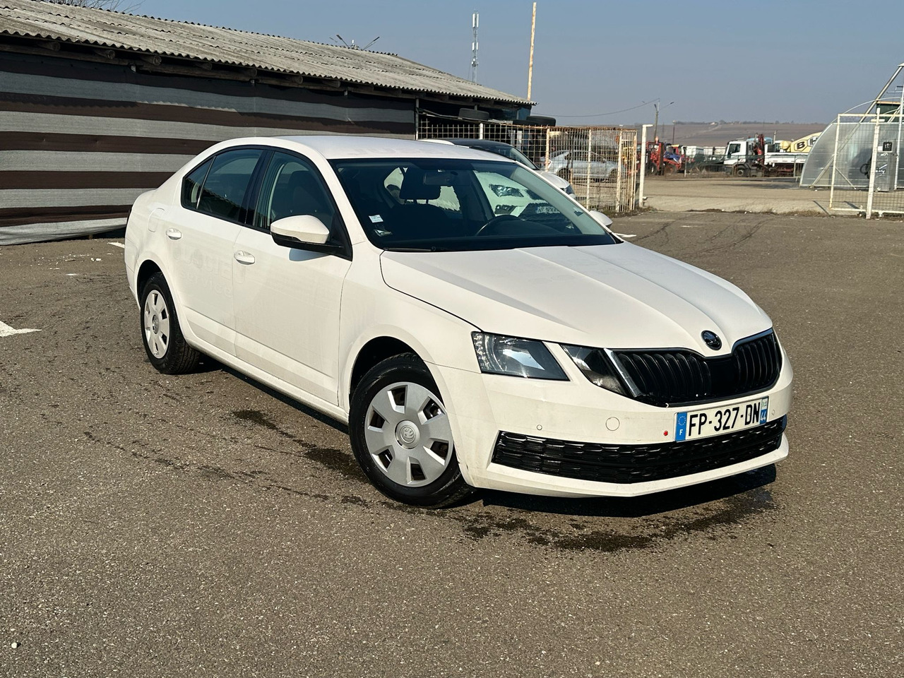 SKODA OCTAVIA - Xe hơi: hình 1 SKODA OCTAVIA - Xe hơi: hình 1