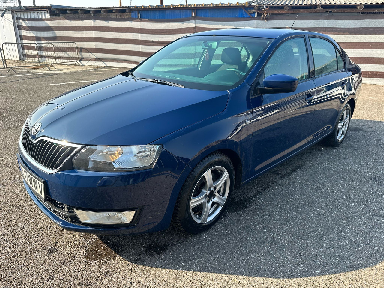 SKODA RAPID - Xe hơi: hình 1 SKODA RAPID - Xe hơi: hình 1