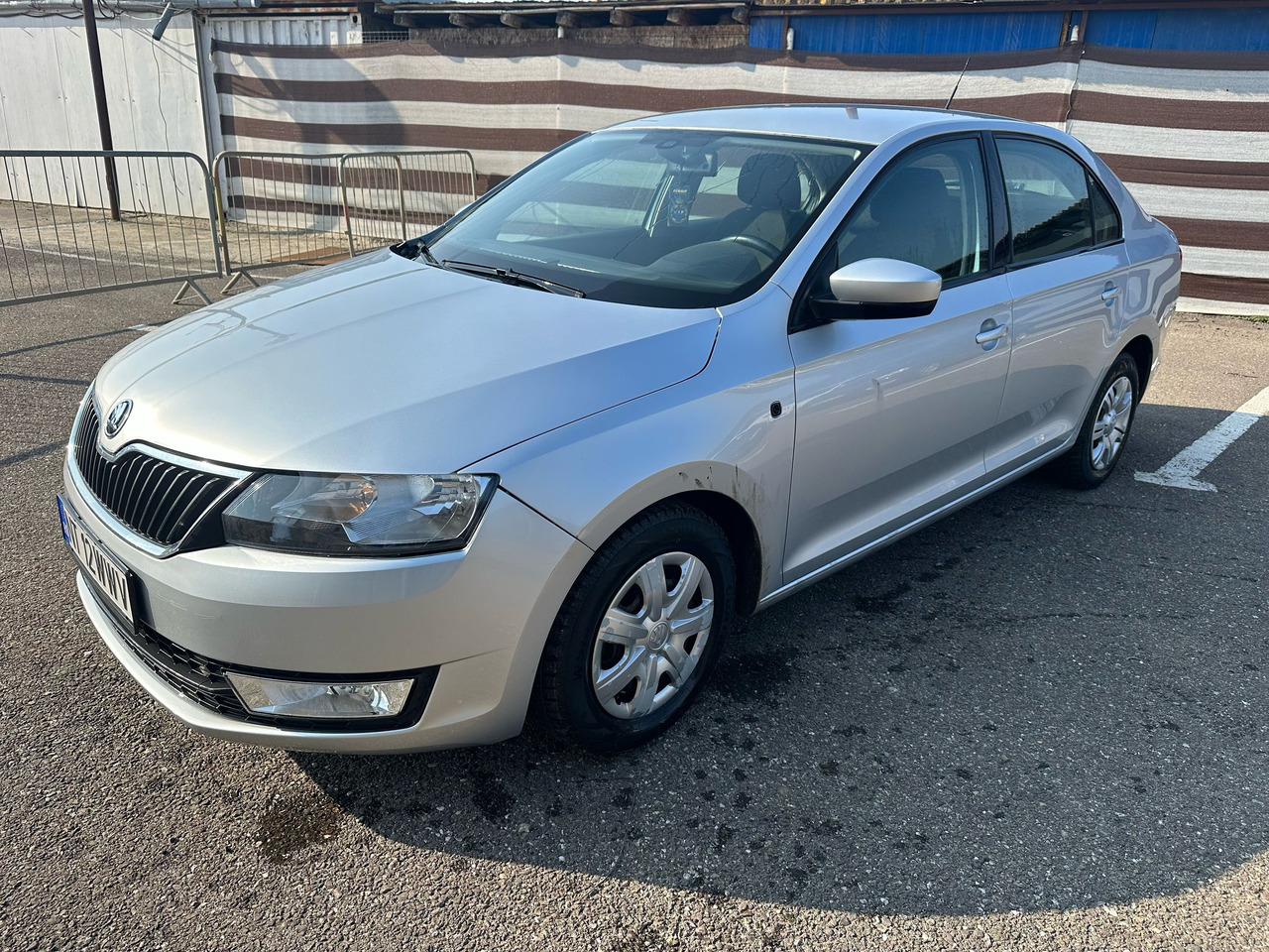 SKODA RAPID - Sedan: hình 1 SKODA RAPID - Sedan: hình 1