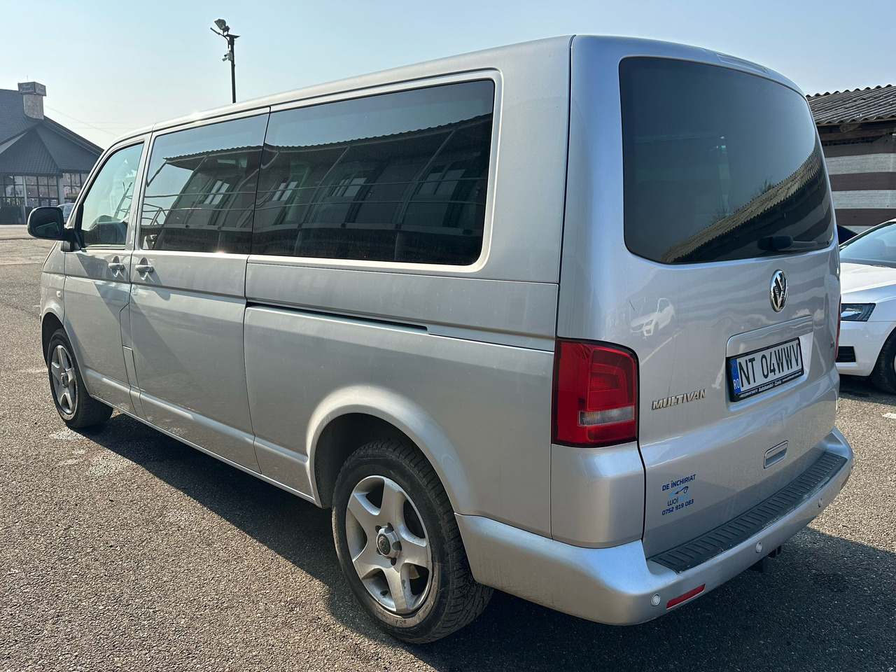 VOLKSWAGEN MULTIVAN - Xe bus mini, Xe van chở khách: hình 4 VOLKSWAGEN MULTIVAN - Xe bus mini, Xe van chở khách: hình 4