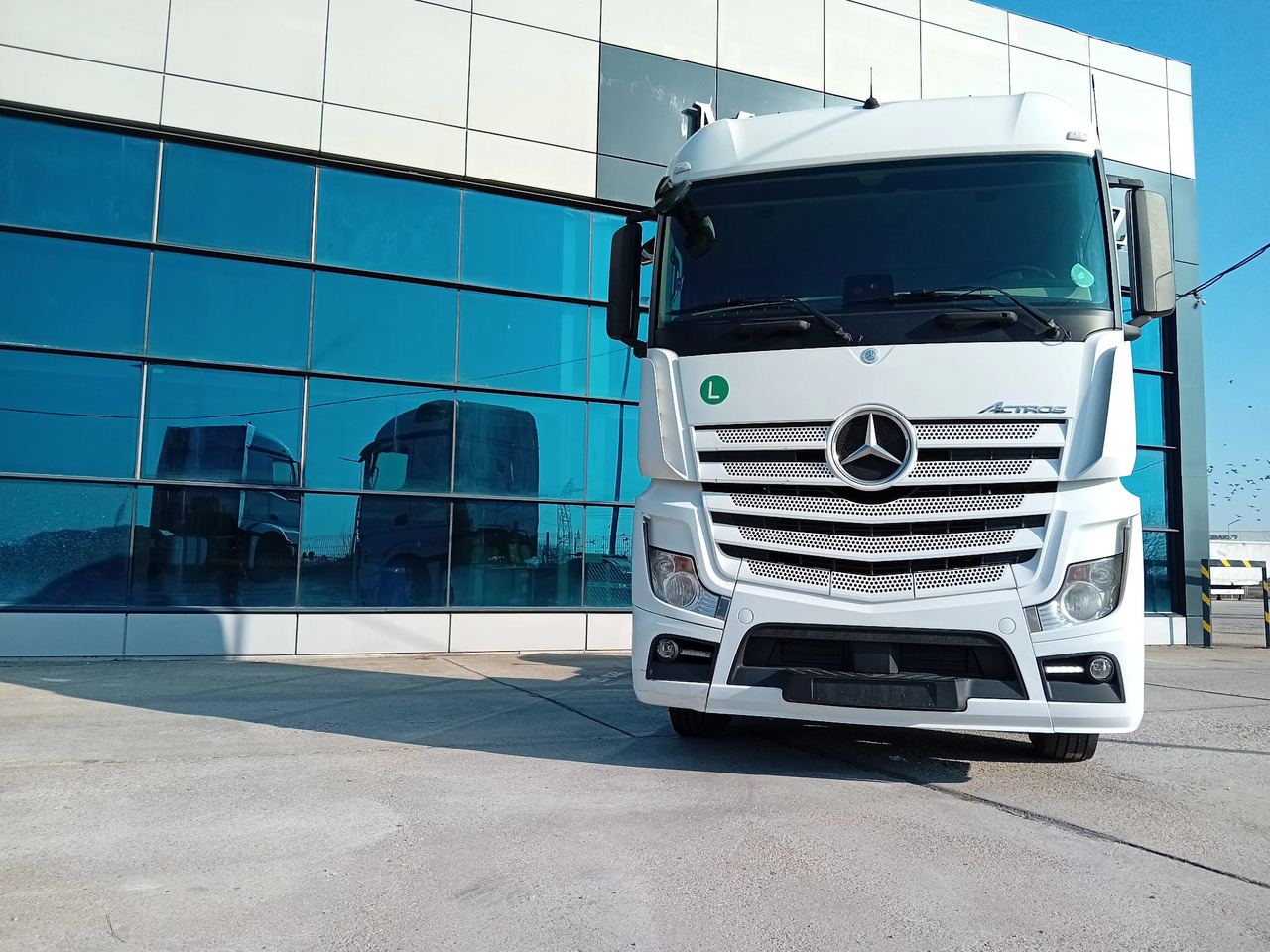 Mercedes-Benz Actros 1845 LS, TOP !!! - Xe đầu kéo: hình 3 Mercedes-Benz Actros 1845 LS, TOP !!! - Xe đầu kéo: hình 3