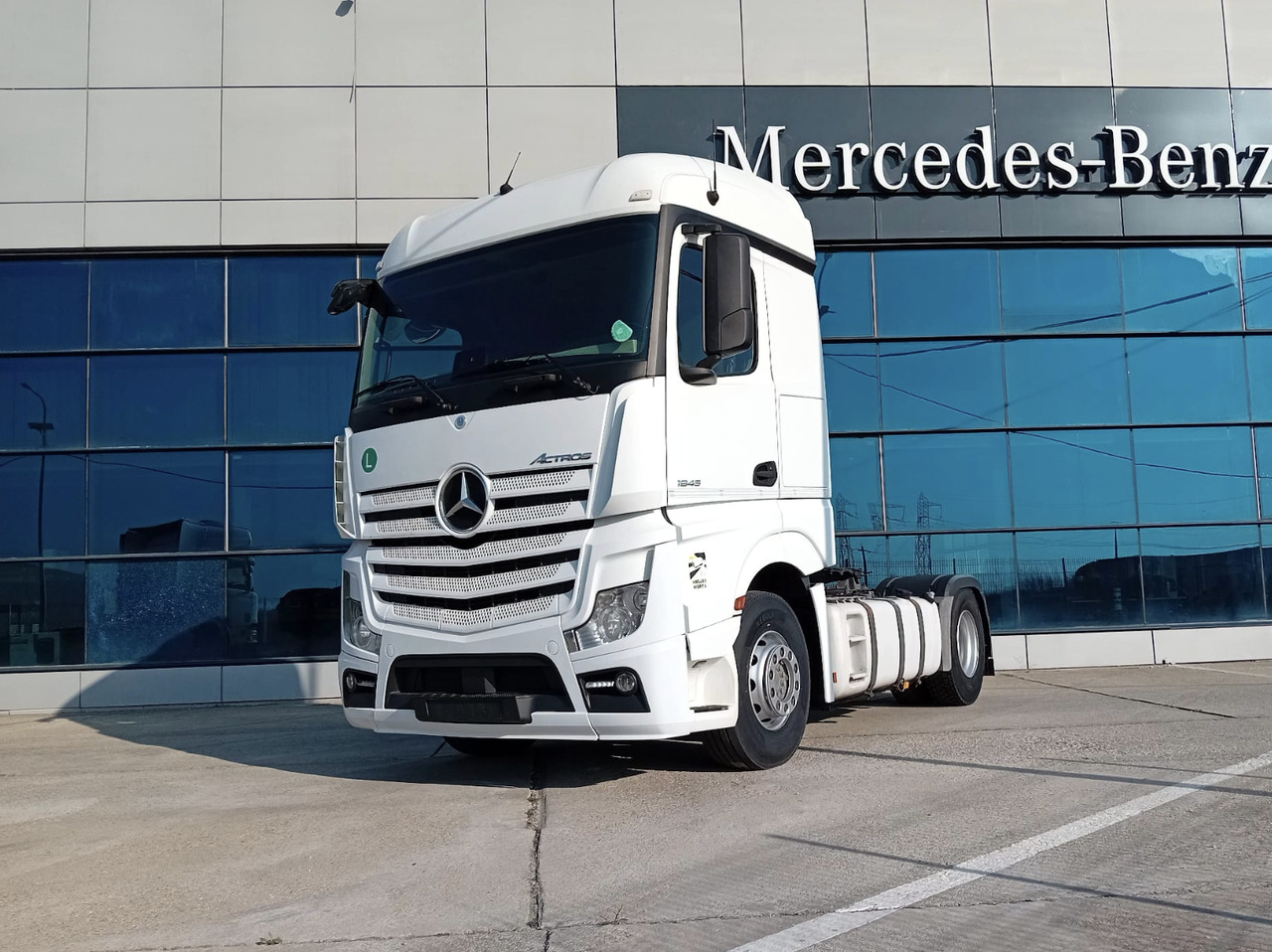 Mercedes-Benz Actros 1845 LS, TOP !!! - Xe đầu kéo: hình 1 Mercedes-Benz Actros 1845 LS, TOP !!! - Xe đầu kéo: hình 1