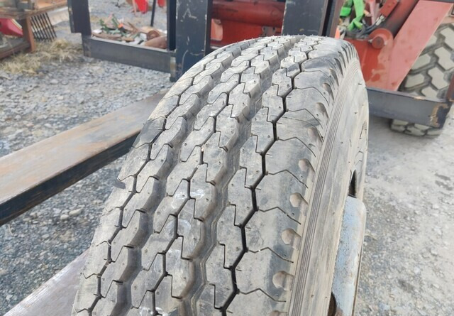 11R22.5 Kuorma-auton renkaat - 2kpl - Lốp cho Xe tải: hình 5 11R22.5 Kuorma-auton renkaat - 2kpl - Lốp cho Xe tải: hình 5