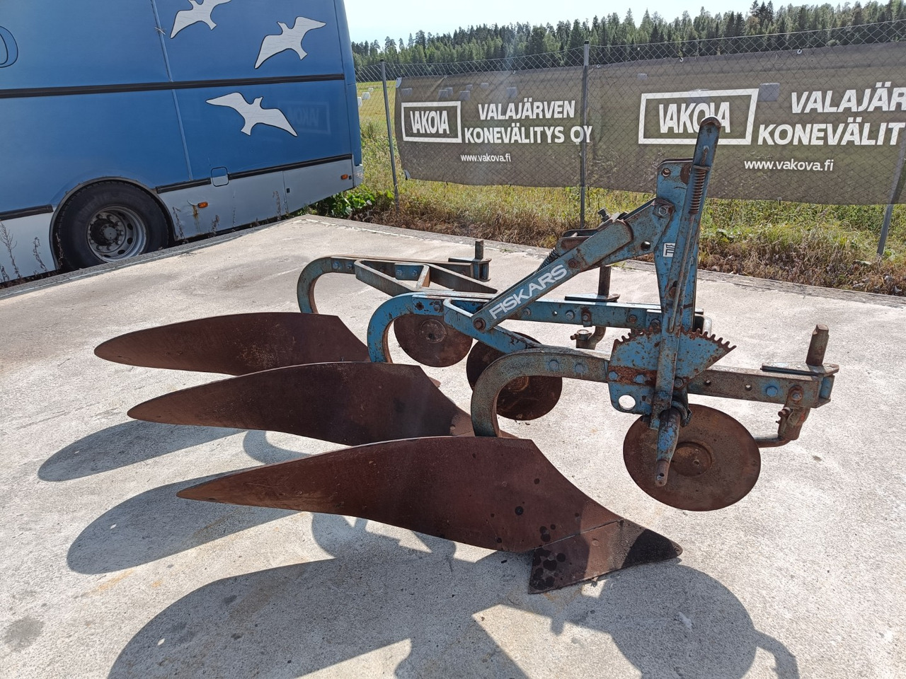 Fiskars Kyntäjä KH 3-siipinen - Cày: hình 1 Fiskars Kyntäjä KH 3-siipinen - Cày: hình 1