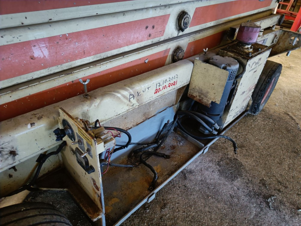 JLG Commander CM 20 N henkilönostin - Nền bục trên không: hình 4 JLG Commander CM 20 N henkilönostin - Nền bục trên không: hình 4