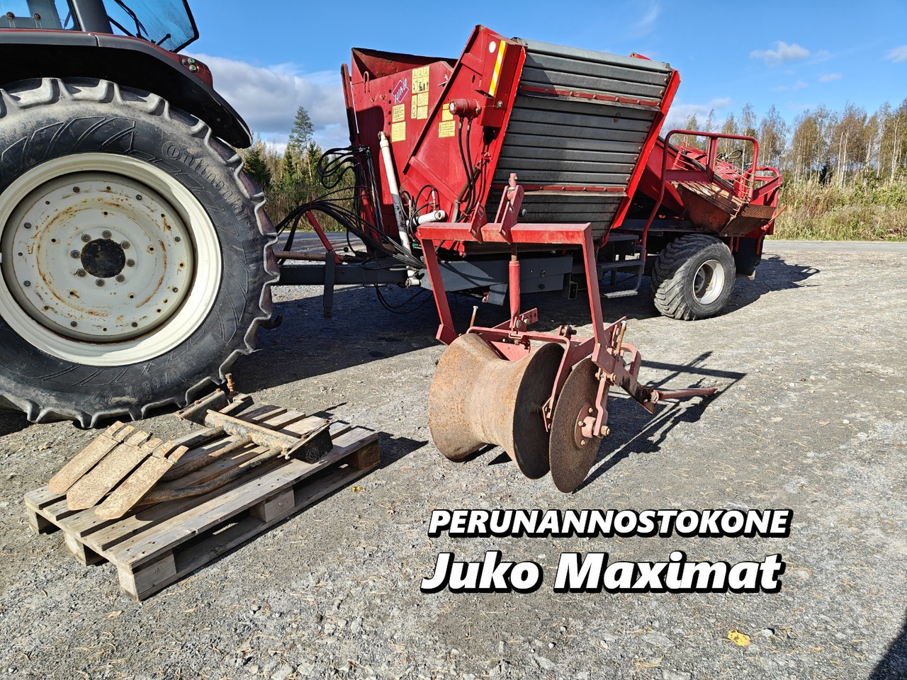 Juko Maximat perunan tai sipulin nostokone Katso video! - Máy thu hoạch khoai tây: hình 1 Juko Maximat perunan tai sipulin nostokone Katso video! - Máy thu hoạch khoai tây: hình 1