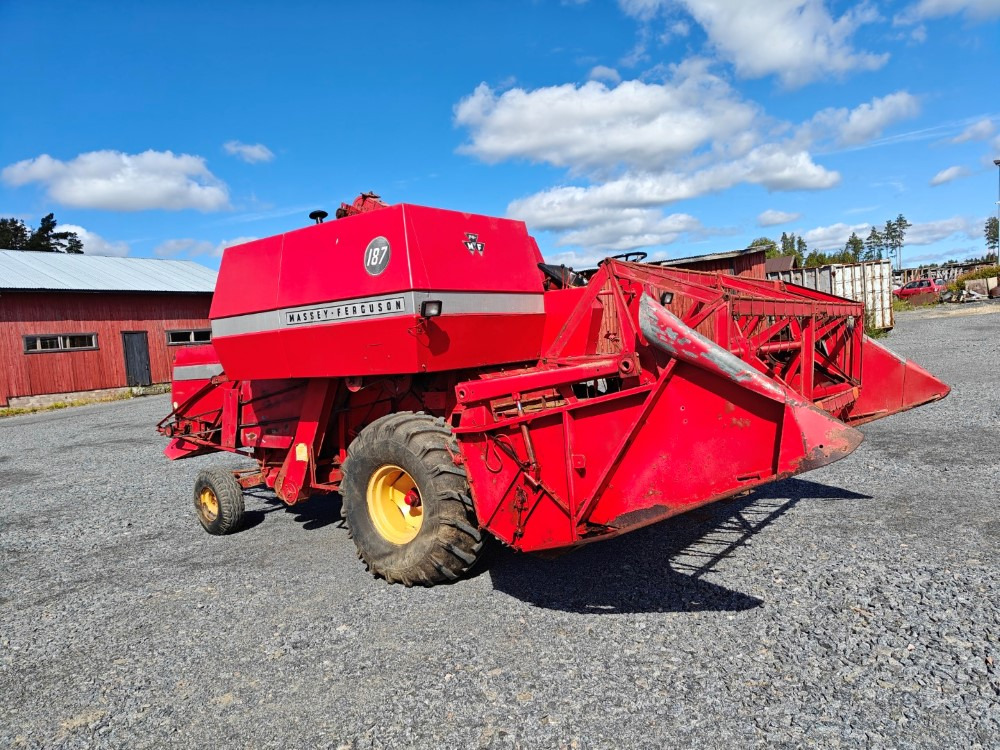 Massey Ferguson 187 Katso video! - Máy gặt đập: hình 5 Massey Ferguson 187 Katso video! - Máy gặt đập: hình 5