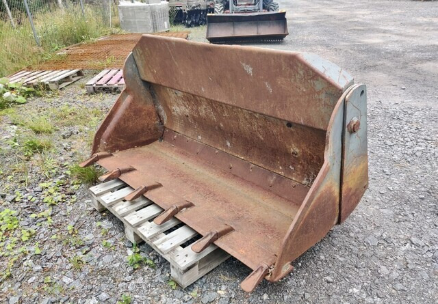 Monitoimikauha kynsillä 173cm CAT-kurottajan sovitteella - Gầu xúc lật: hình 1 Monitoimikauha kynsillä 173cm CAT-kurottajan sovitteella - Gầu xúc lật: hình 1