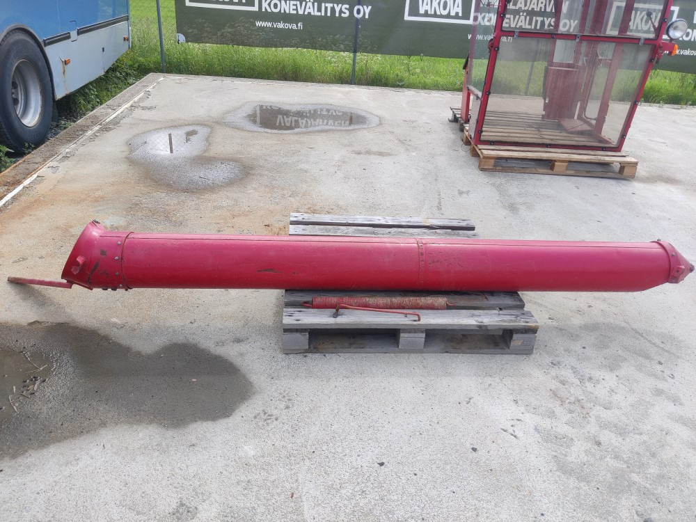 Sampo 410 tyhjennystorvi - Máy gặt đập: hình 2 Sampo 410 tyhjennystorvi - Máy gặt đập: hình 2