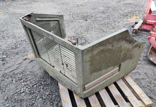 Sisu Kontio maski - Lưới tản nhiệt cho Xe tải: hình 3 Sisu Kontio maski - Lưới tản nhiệt cho Xe tải: hình 3