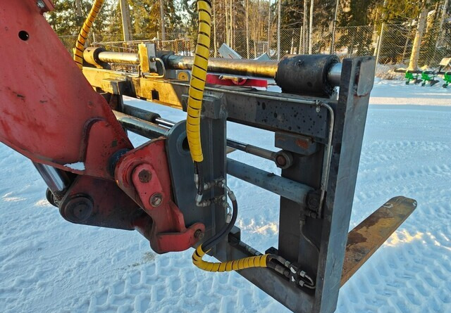 Trukkipiikit - hydraulinen sivusiirto ja levitys - VIDEO - Chĩa: hình 5 Trukkipiikit - hydraulinen sivusiirto ja levitys - VIDEO - Chĩa: hình 5