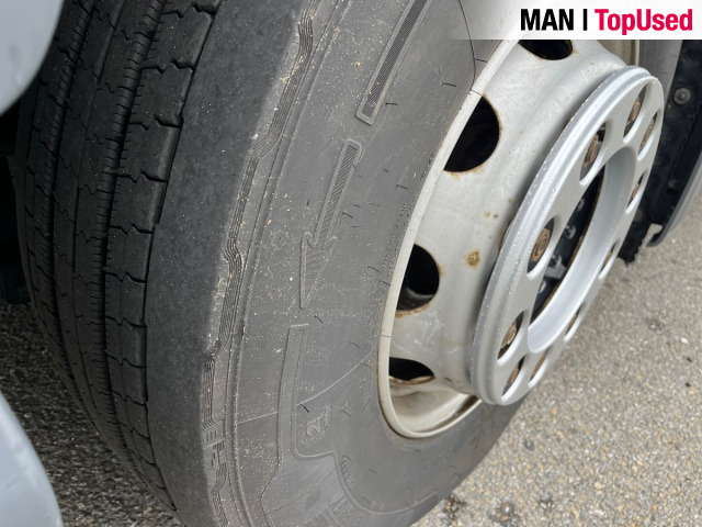 MAN TGX 18.470 4x2 BL SA Euro6 Retarder Klima ZV - Xe đầu kéo: hình 2 MAN TGX 18.470 4x2 BL SA Euro6 Retarder Klima ZV - Xe đầu kéo: hình 2