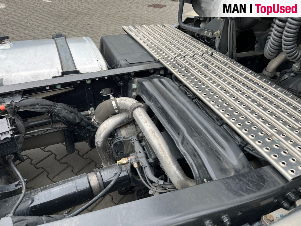 MAN TGX 18.510 4x2 LL SA - Xe đầu kéo: hình 5 MAN TGX 18.510 4x2 LL SA - Xe đầu kéo: hình 5