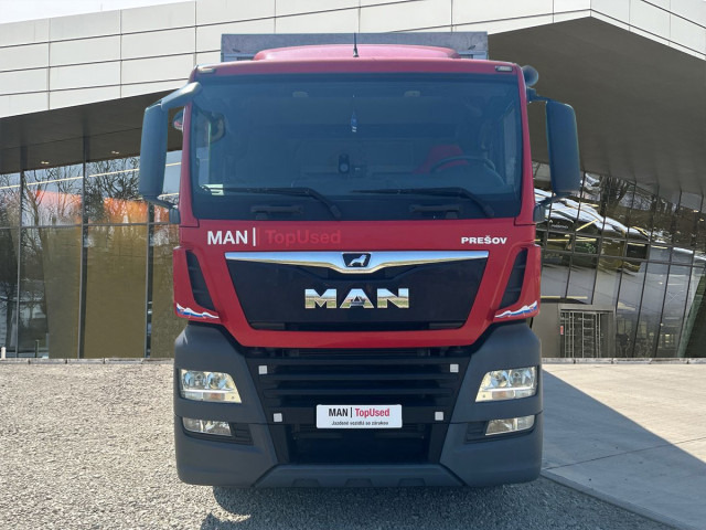 Xe tải thùng mui bạt MAN TGX 26.470 6X2-4 BL tandem: hình 8 Xe tải thùng mui bạt MAN TGX 26.470 6X2-4 BL tandem: hình 8