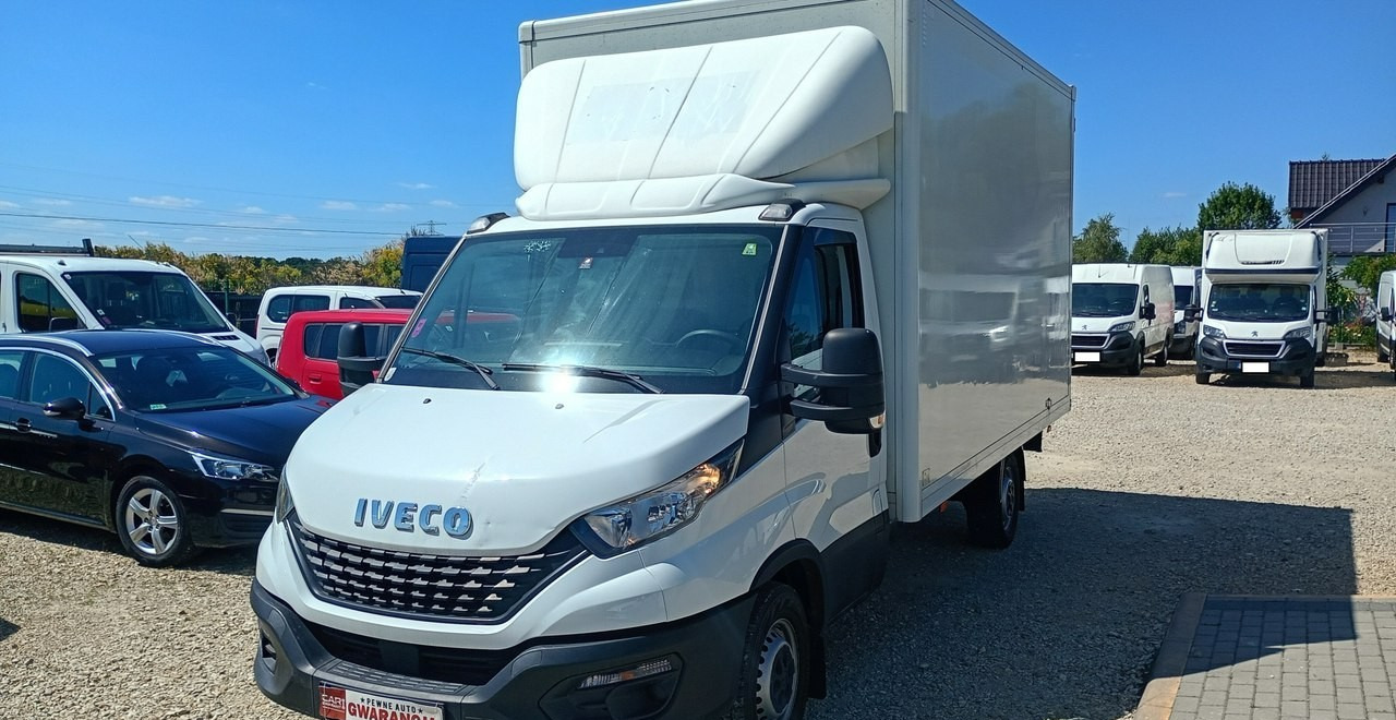 Iveco 35 Daily 35S14 klima * 3 osobowy * - Xe tải nhỏ thùng kín: hình 2 Iveco 35 Daily 35S14 klima * 3 osobowy * - Xe tải nhỏ thùng kín: hình 2