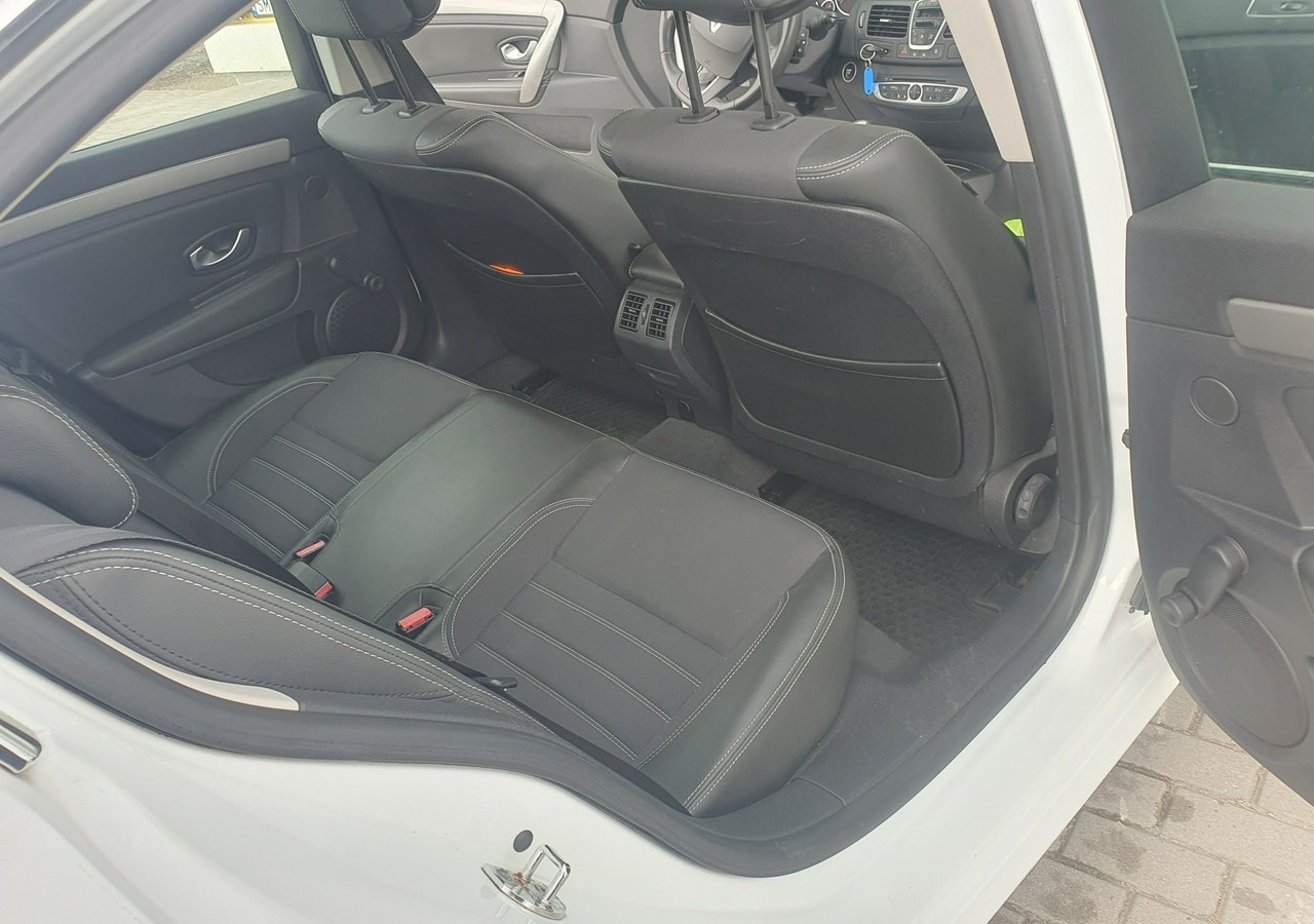 Xe hơi Renault Laguna III niski przebieg * zadbana *: hình 16
