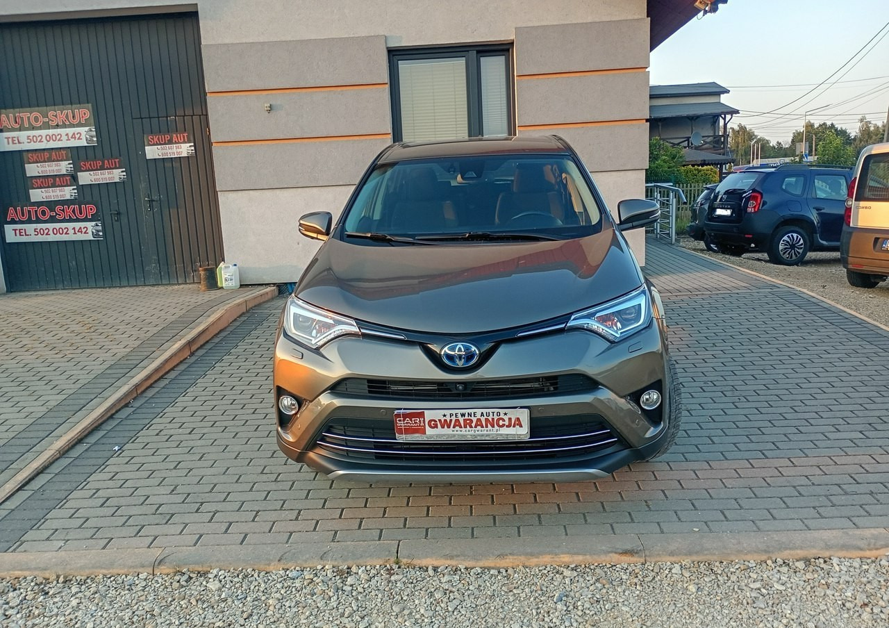 Toyota RAV 4 IV 2017/ 2018 - SUV: hình 2 Toyota RAV 4 IV 2017/ 2018 - SUV: hình 2
