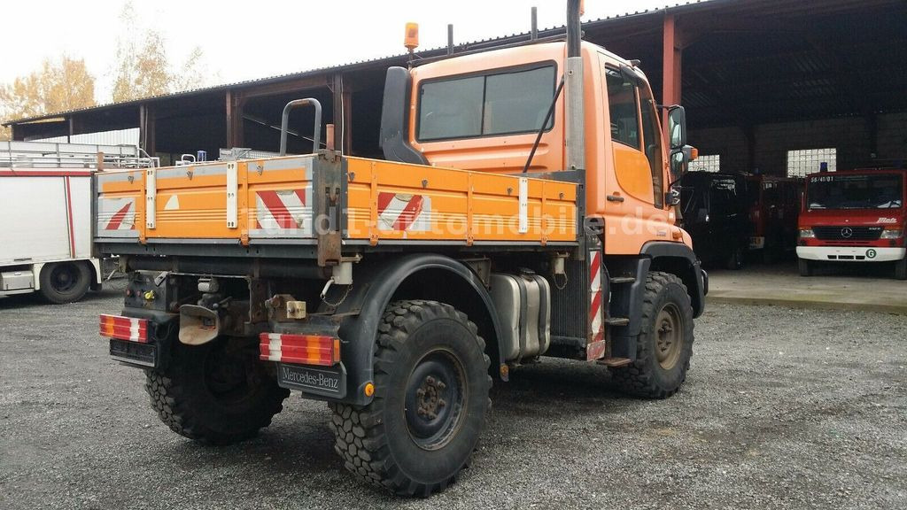 Mercedes-Benz Unimog U 300 Kipper Zugmaschine Kommunalhydraulik U 500 400 U 300 Kipper Zugmaschine Kommunalhydraulik U 500 400 - Tiện ích/ Xe đặc dụng: hình 4 Mercedes-Benz Unimog U 300 Kipper Zugmaschine Kommunalhydraulik U 500 400 U 300 Kipper Zugmaschine Kommunalhydraulik U 500 400 - Tiện ích/ Xe đặc dụng: hình 4