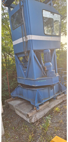 Liebherr 180EC-H 40m jib slewing part / good price - Cần cẩu tháp: hình 1 Liebherr 180EC-H 40m jib slewing part / good price - Cần cẩu tháp: hình 1