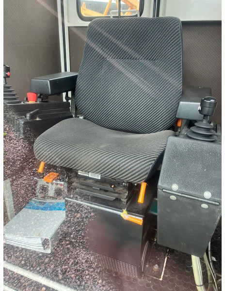 Liebherr 85EC-B 2012yom - Cần cẩu tháp: hình 4 Liebherr 85EC-B 2012yom - Cần cẩu tháp: hình 4