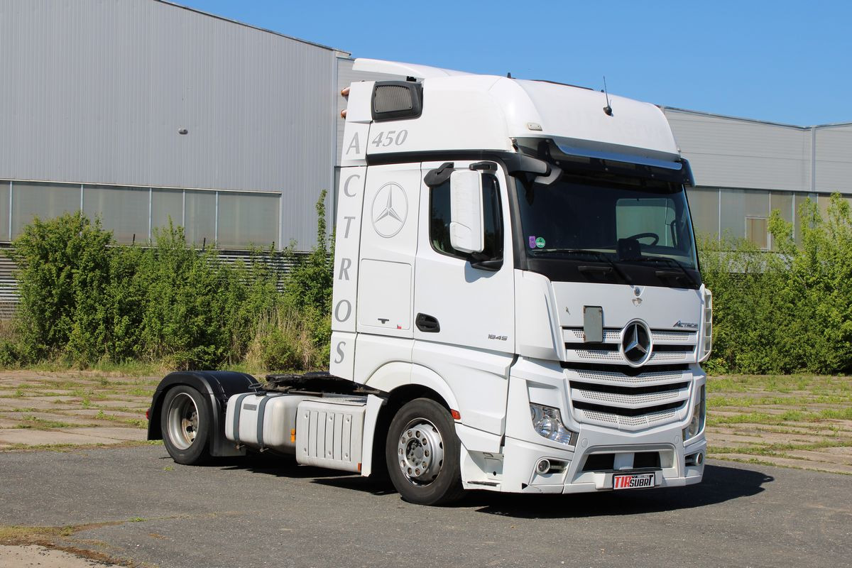 Mercedes-Benz Actros 1845 - Xe đầu kéo: hình 1 Mercedes-Benz Actros 1845 - Xe đầu kéo: hình 1