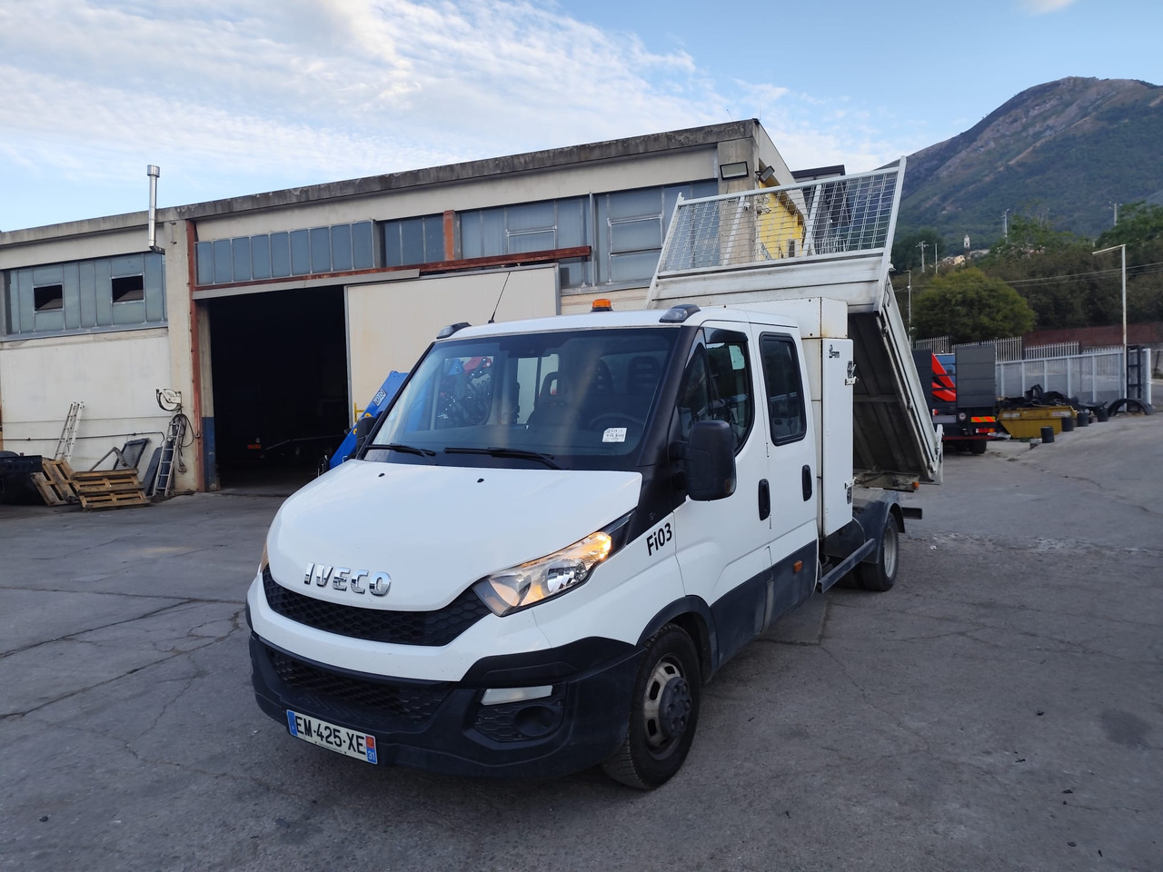 IVECO DAILY 35-140 - Xe ben nhỏ: hình 5 IVECO DAILY 35-140 - Xe ben nhỏ: hình 5