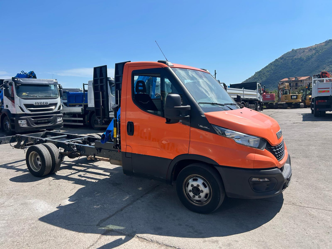 Xe cẩu tự hành IVECO DAILY 35-140: hình 9