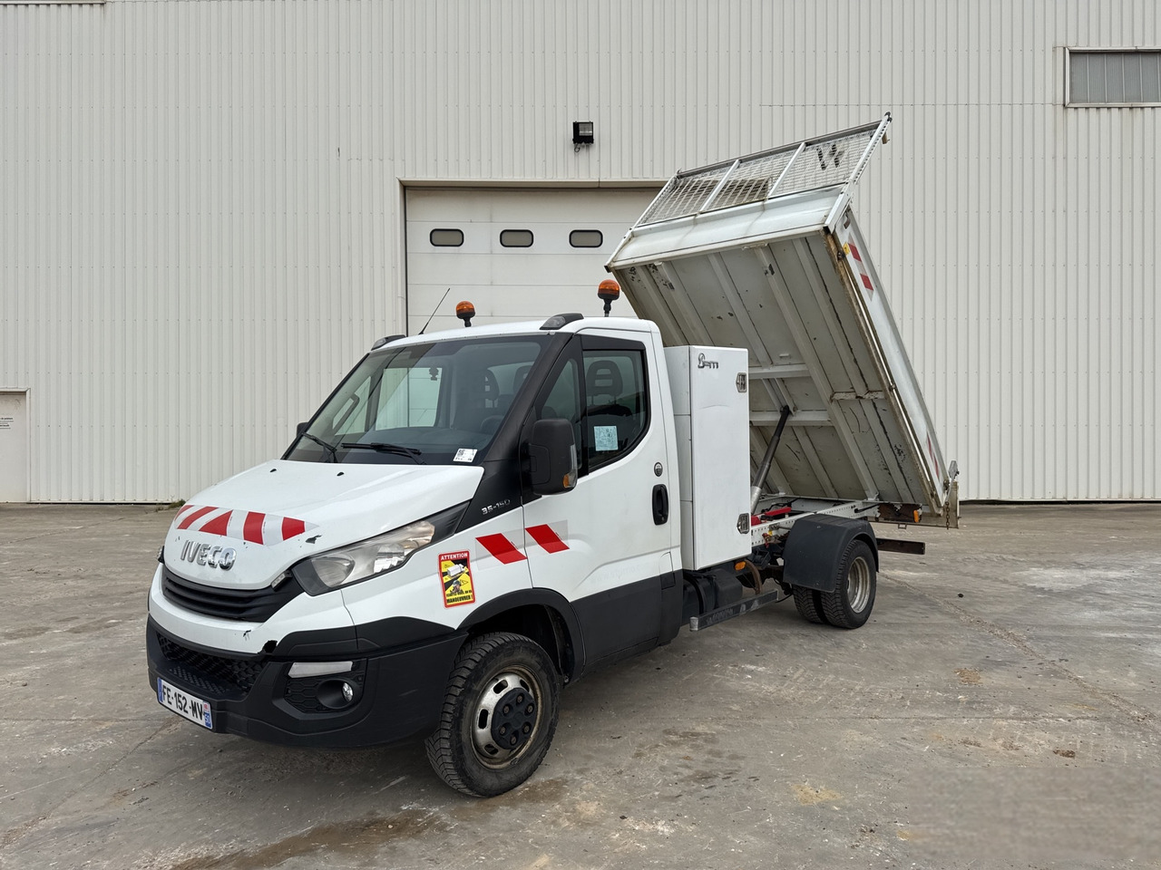 IVECO DAILY 35-150 - Xe ben nhỏ: hình 2 IVECO DAILY 35-150 - Xe ben nhỏ: hình 2