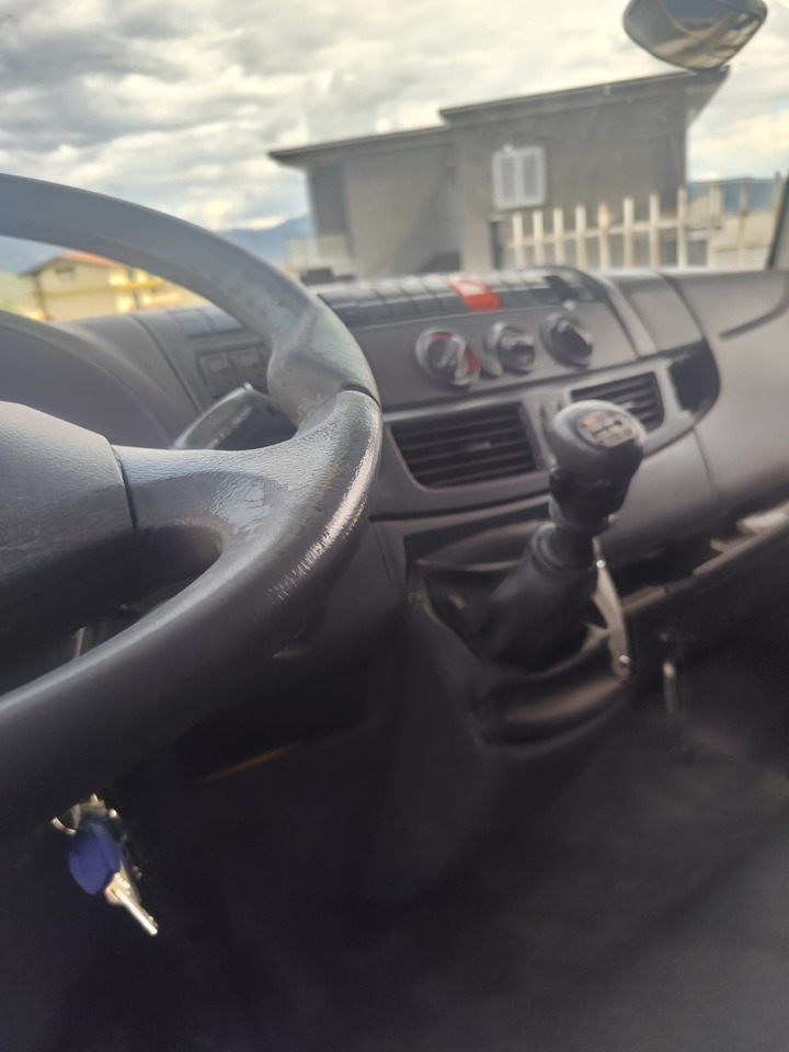 IVECO EUROCARGO 120E28P - Xe tải khung gầm: hình 2 IVECO EUROCARGO 120E28P - Xe tải khung gầm: hình 2