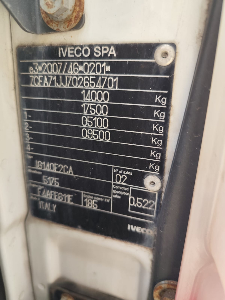 IVECO EUROCARGO 140-250 - Xe cẩu tự hành: hình 3 IVECO EUROCARGO 140-250 - Xe cẩu tự hành: hình 3