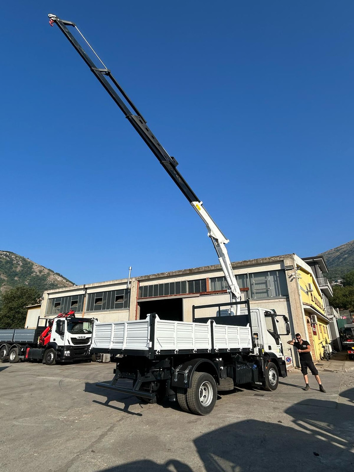 Xe cẩu tự hành IVECO EUROCARGO 140-250: hình 40