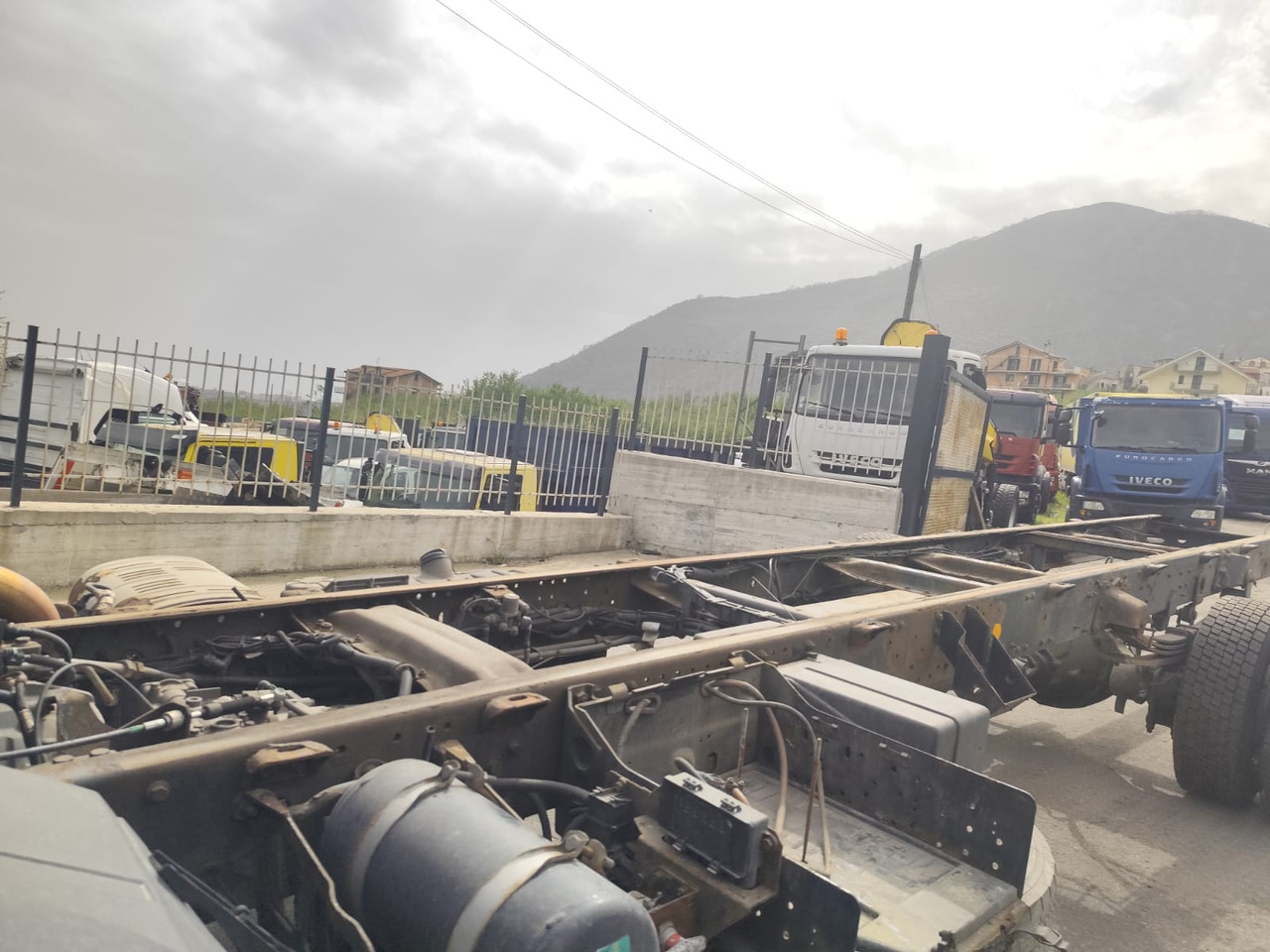 IVECO EUROCARGO 150E25 - Xe ben: hình 5 IVECO EUROCARGO 150E25 - Xe ben: hình 5