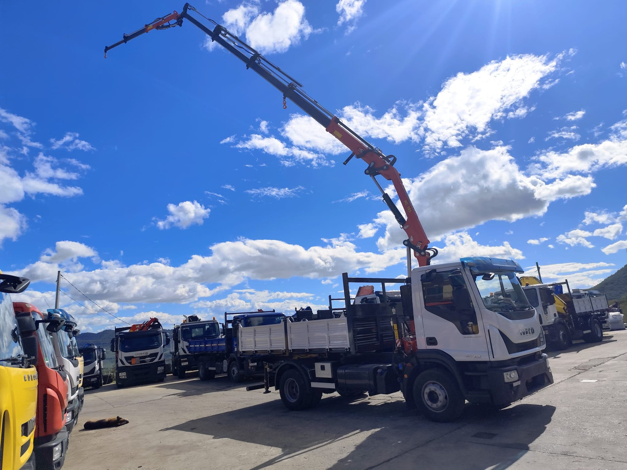 IVECO EUROCARGO 160-250 - Xe cẩu tự hành, Xe ben: hình 1 IVECO EUROCARGO 160-250 - Xe cẩu tự hành, Xe ben: hình 1