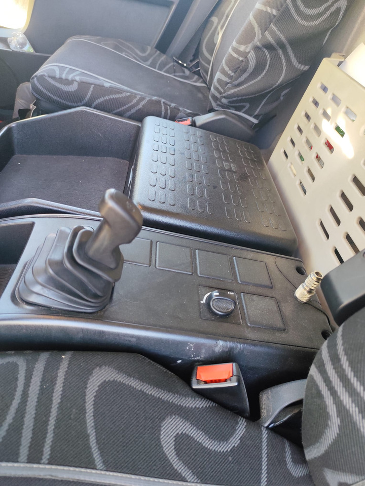 Cho thuê IVECO EUROCARGO 160-280 IVECO EUROCARGO 160-280: hình 49