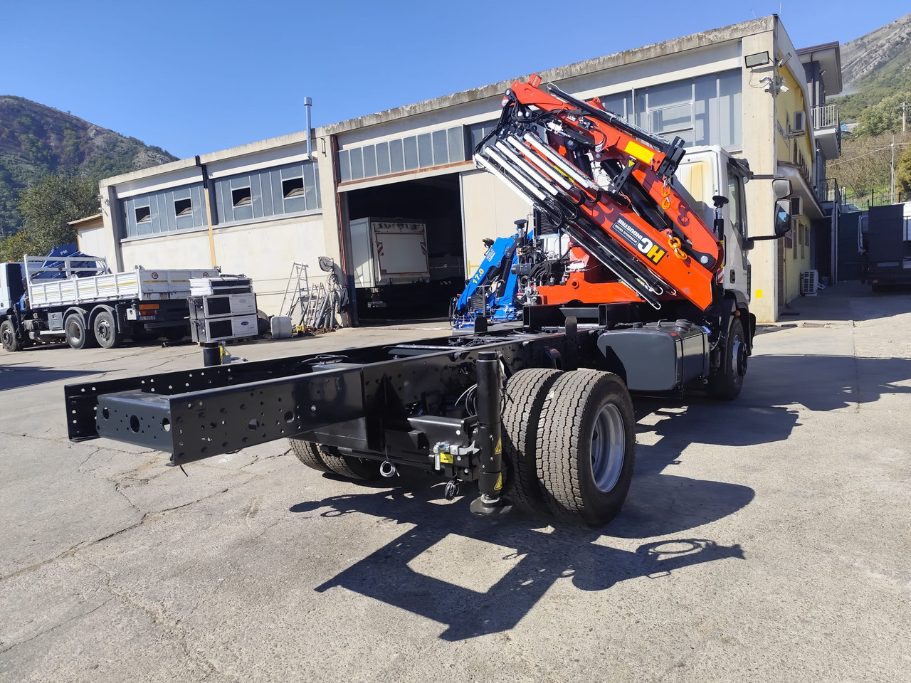 Cho thuê IVECO EUROCARGO 160-280 IVECO EUROCARGO 160-280: hình 39