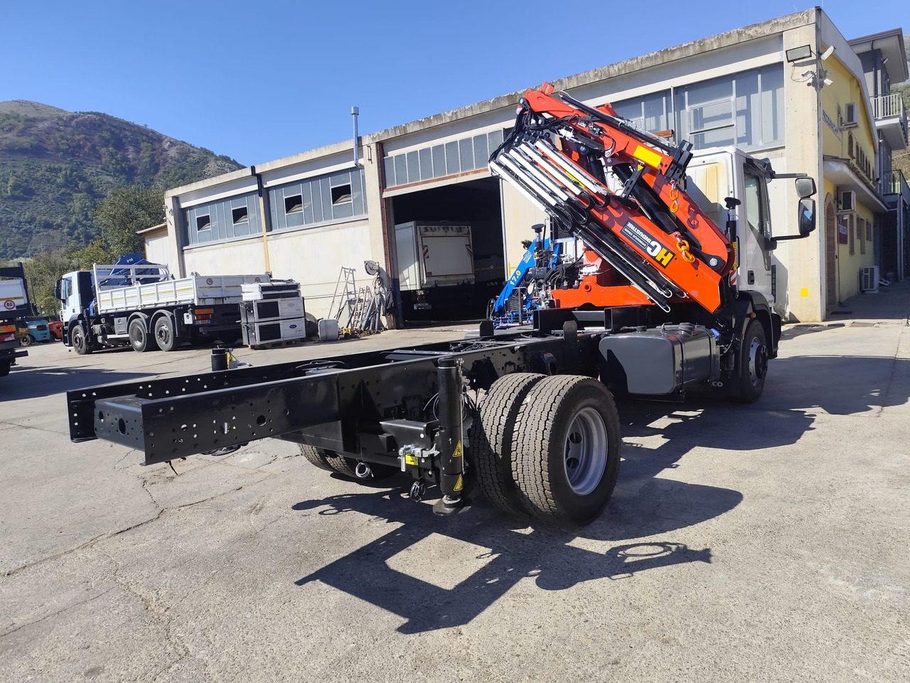 Cho thuê IVECO EUROCARGO 160-280 IVECO EUROCARGO 160-280: hình 20