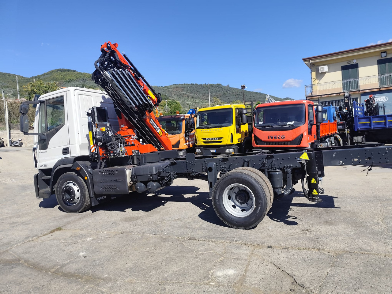 Cho thuê IVECO EUROCARGO 160-280 IVECO EUROCARGO 160-280: hình 44