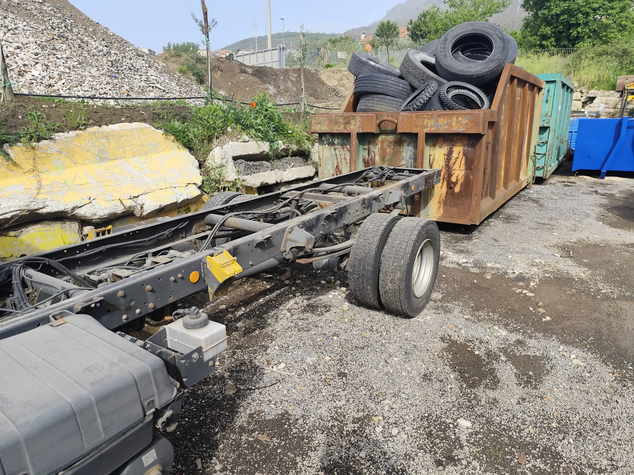 IVECO EUROCARGO 75-160 - Xe tải khung gầm, Xe cẩu tự hành: hình 5 IVECO EUROCARGO 75-160 - Xe tải khung gầm, Xe cẩu tự hành: hình 5