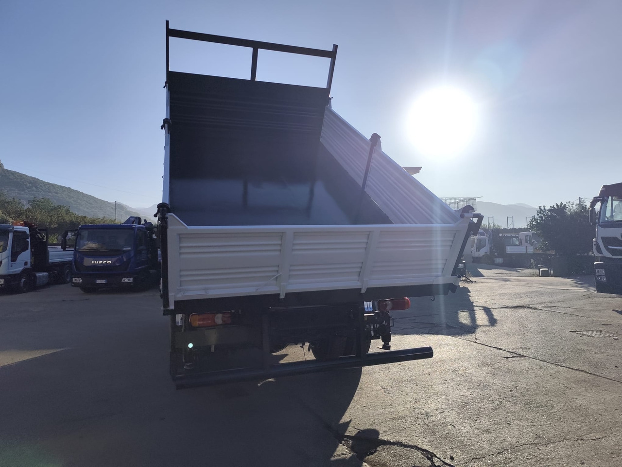 IVECO EUROCARGO 80-190 - Xe tải khung gầm: hình 5 IVECO EUROCARGO 80-190 - Xe tải khung gầm: hình 5