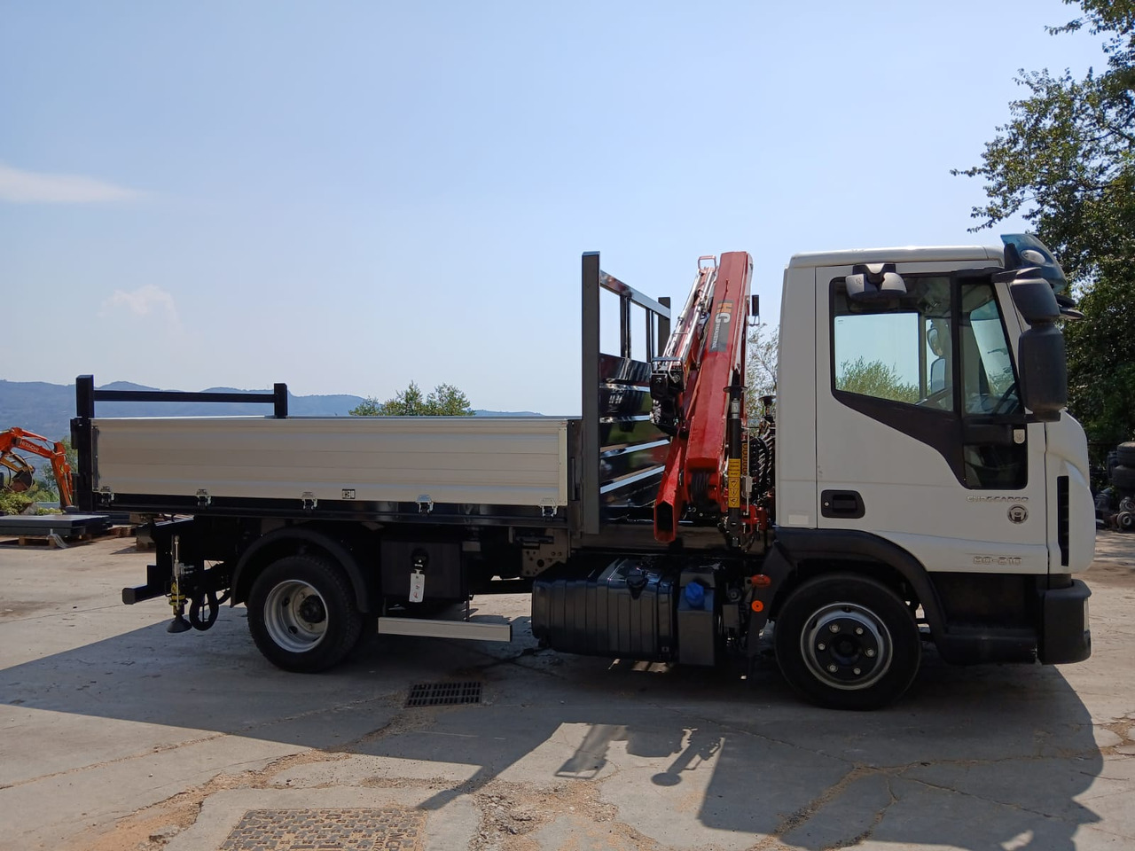 Cho thuê IVECO EUROCARGO 80-210 IVECO EUROCARGO 80-210: hình 18 Cho thuê IVECO EUROCARGO 80-210 IVECO EUROCARGO 80-210: hình 18