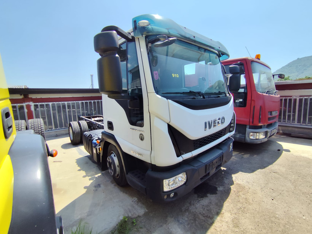 IVECO EUROCARGO 80-210 - Xe tải khung gầm: hình 1 IVECO EUROCARGO 80-210 - Xe tải khung gầm: hình 1