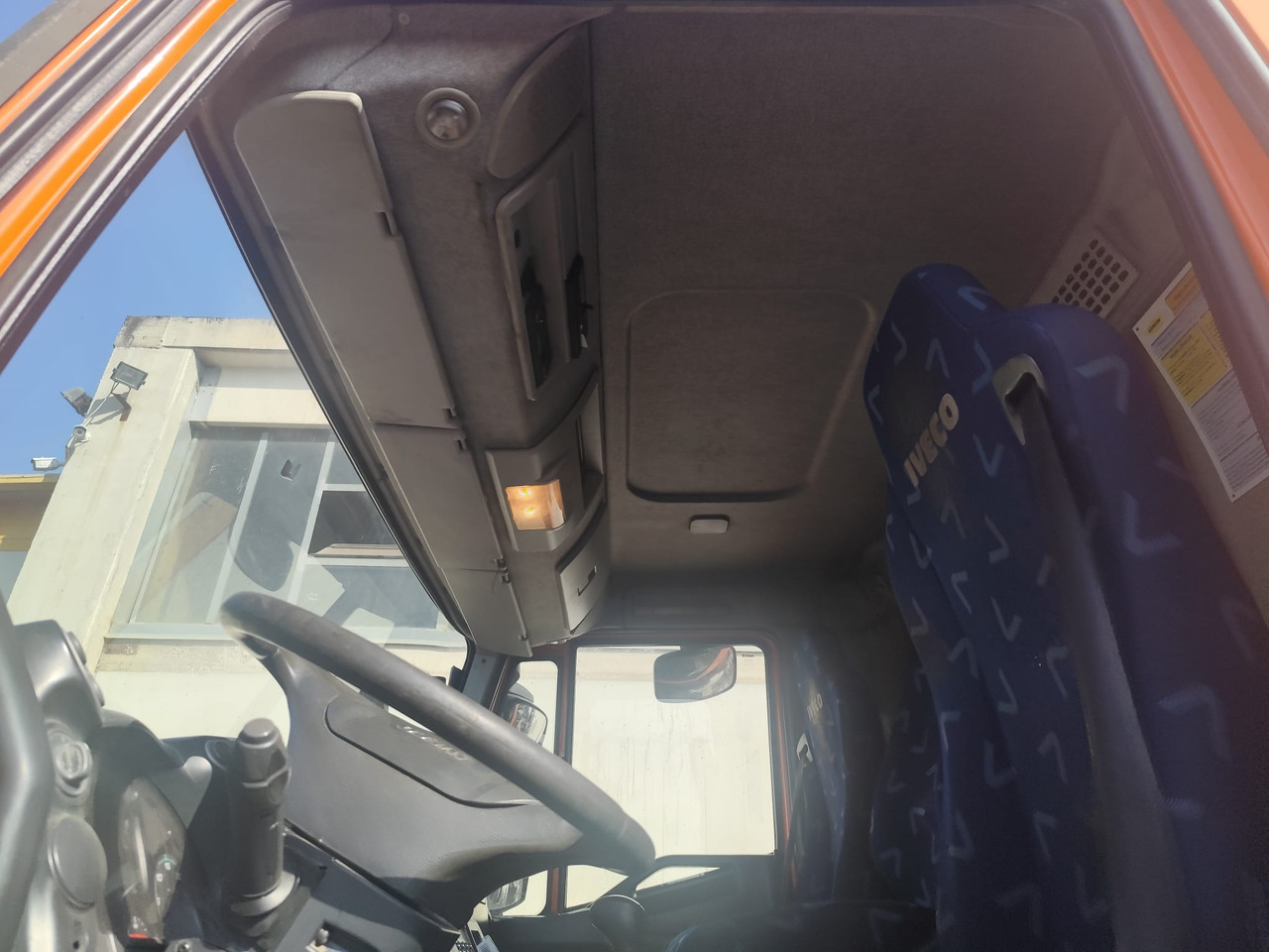 IVECO STRALIS 190S31 - Xe cẩu tự hành: hình 3 IVECO STRALIS 190S31 - Xe cẩu tự hành: hình 3